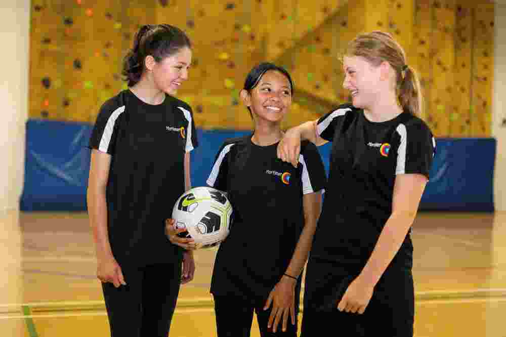 Mortimer School Girls Football 11